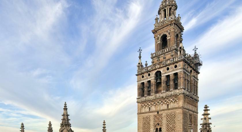Go To Sevilla Cathedral Kültér fotó
